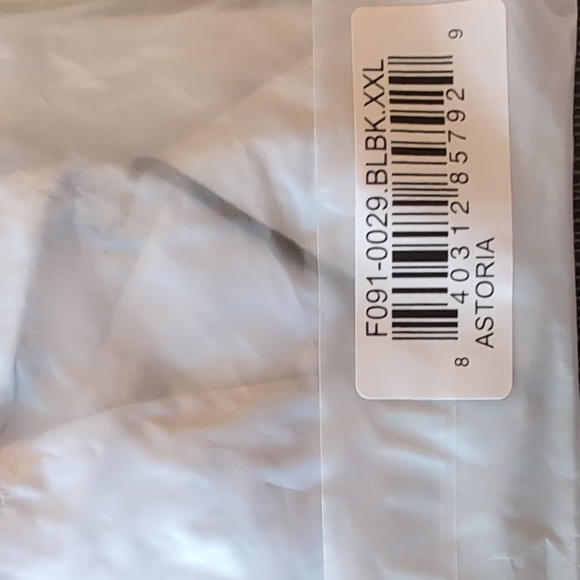 Frederick’s of Hollywood Astoria Satin Sleep Romper Flirty Bow NWT - Picture 7 of 9